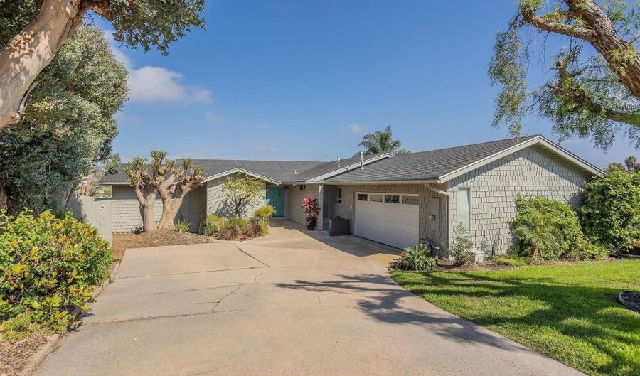 2438 Sacada Cir, Carlsbad, CA 92009 - 3 Beds, 3 Bath