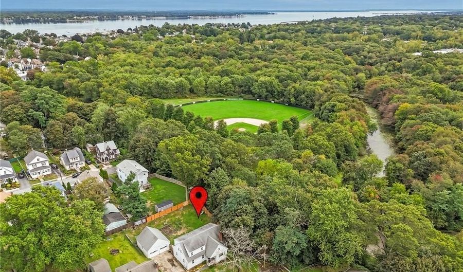 44 River St, Cranston, RI 02905 - 4 Beds, 2 Bath