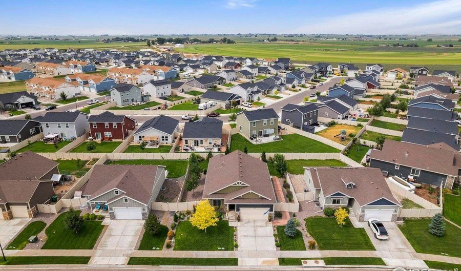 633 Conestoga Dr, Ault, CO 80610 - 5 Beds, 3 Bath