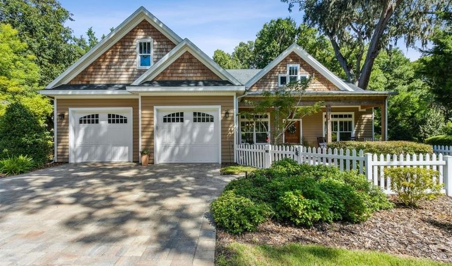 1275 GERBING Rd, Amelia Island, FL 32034 - 4 Beds, 3 Bath