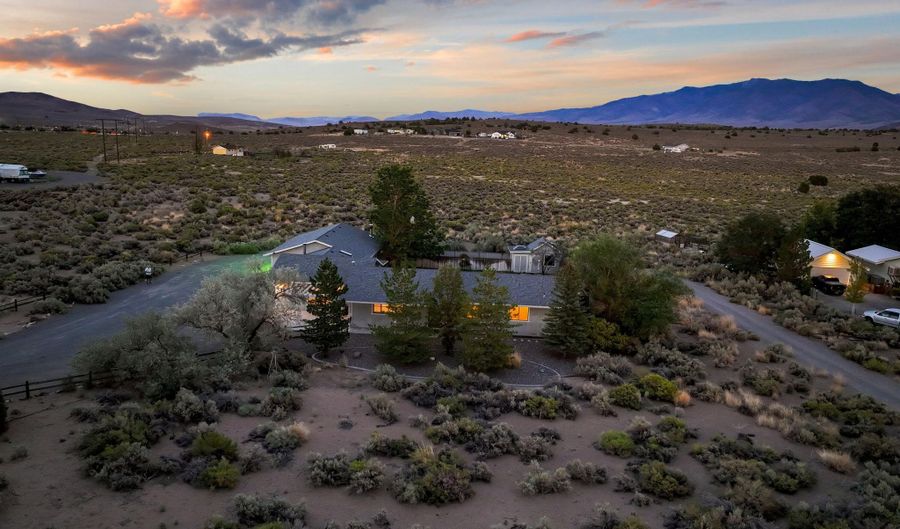 11 Audrey Dr, Carson City, NV 89706 - 3 Beds, 3 Bath
