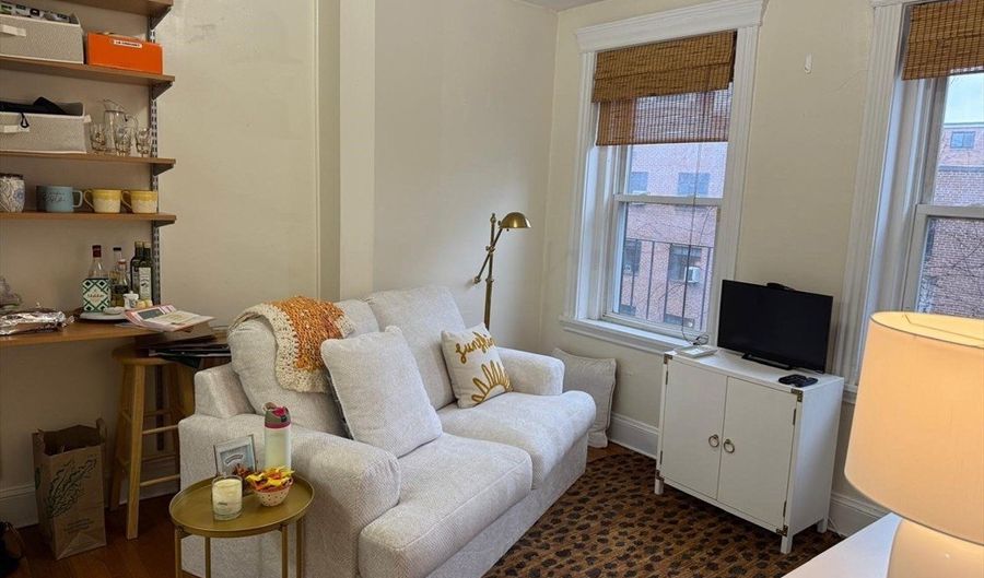 70 Strathmore Rd Unit 7A, Boston, MA 02135 - 1 Beds, 1 Bath