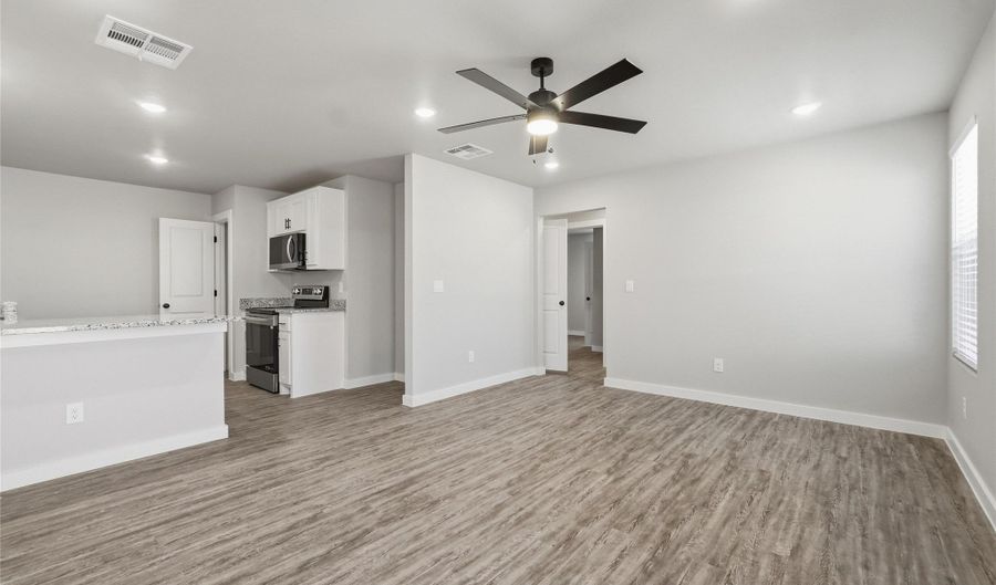 502 Colorado, Abilene, TX 79601 - 6 Beds, 4 Bath