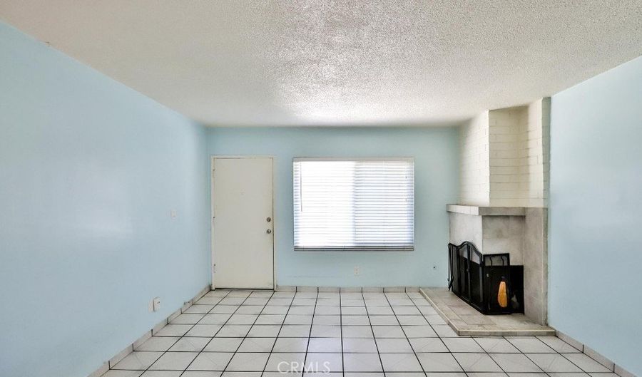 1531 E La Palma Ave C2, Anaheim, CA 92805 - 2 Beds, 1 Bath