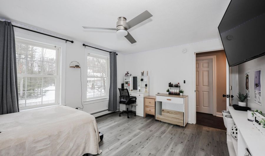 2 Deer Run Cir, Arundel, ME 04046 - 4 Beds, 3 Bath