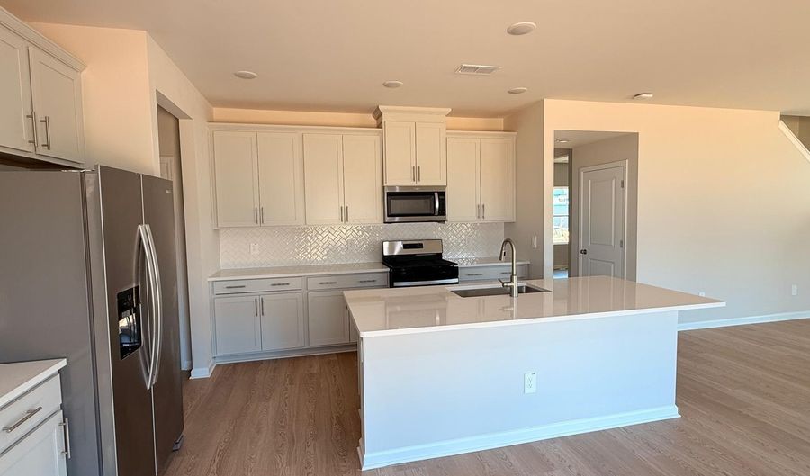 95 Thistle Patch Pl, Angier, NC 27501 - 4 Beds, 3 Bath