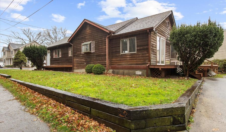 134 CLUB Rd, Arnold, MD 21012 - 2 Beds, 1 Bath