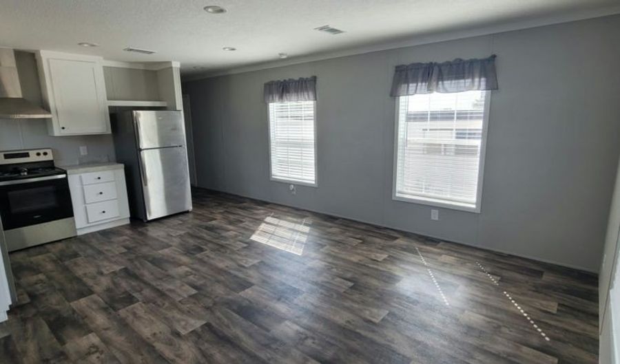 201 Fish Haven Rd 64, Auburndale, FL 33823 - 2 Beds, 2 Bath