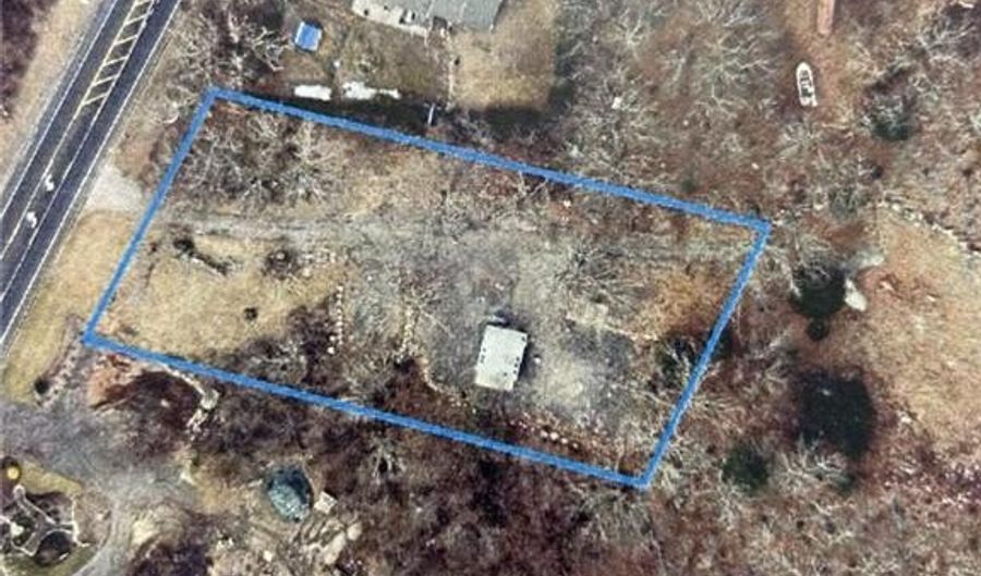 586 S County Trl, Exeter, RI 02822 - 0 Beds, 0 Bath