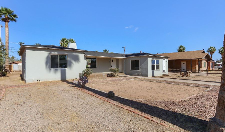 919 N GILBERT Ave, Casa Grande, AZ 85122 - 3 Beds, 2 Bath