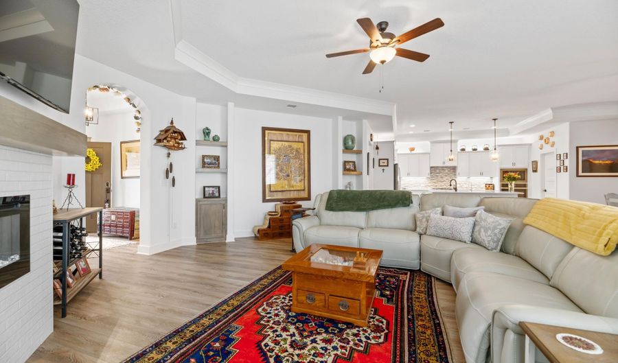 4928 N Prestwick Ave, Bel Aire, KS 67226 - 2 Beds, 2 Bath