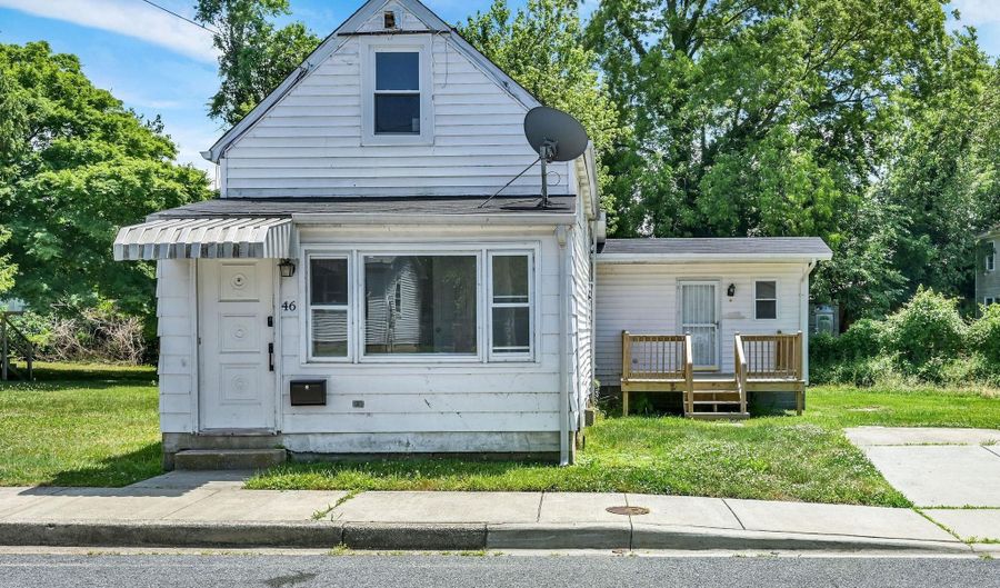 46 LINCOLN St, Dover, DE 19904 - 2 Beds, 2 Bath