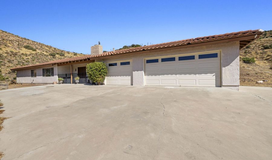 2903 Golden Spur Rd. Rd, Acton, CA 93510 - 4 Beds, 3 Bath