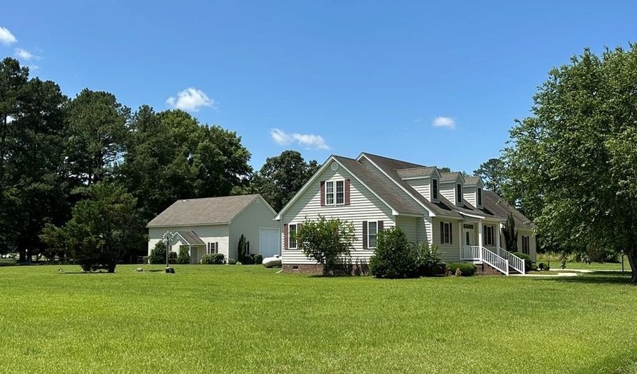 109 Sonora Dr, Ahoskie, NC 27910 - 3 Beds, 4 Bath