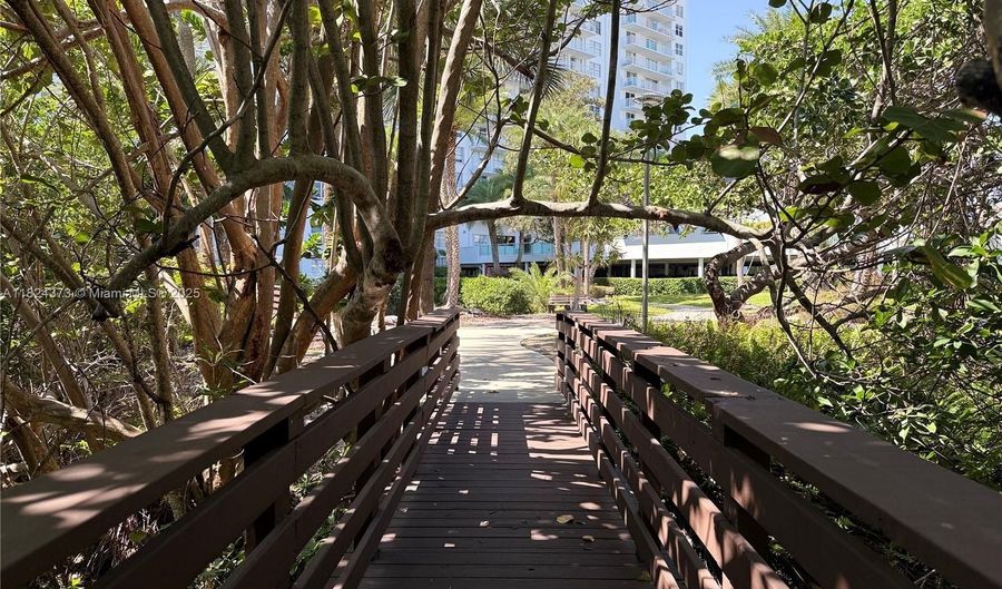2851 NE 183rd St 1706E, Aventura, FL 33160 - 2 Beds, 2 Bath