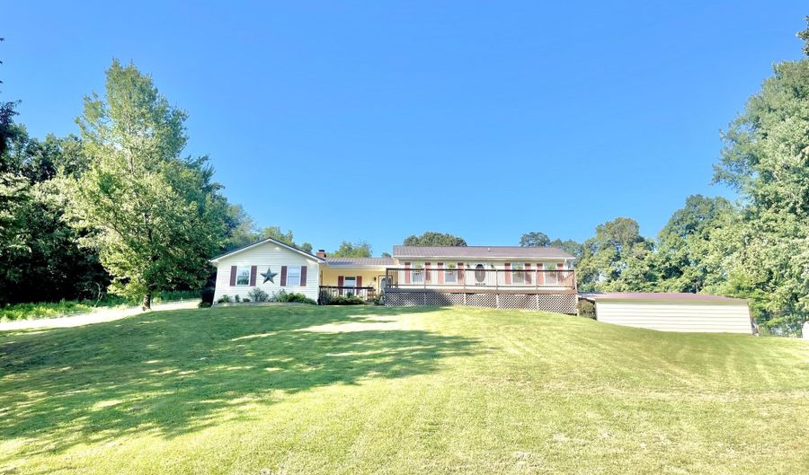 14446 Black Hollow Rd, Abingdon, VA 24210 - 3 Beds, 2 Bath