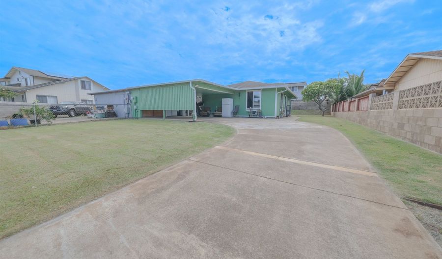 18 Hoomoku Loop, Kahului, HI 96732 - 2 Beds, 1 Bath