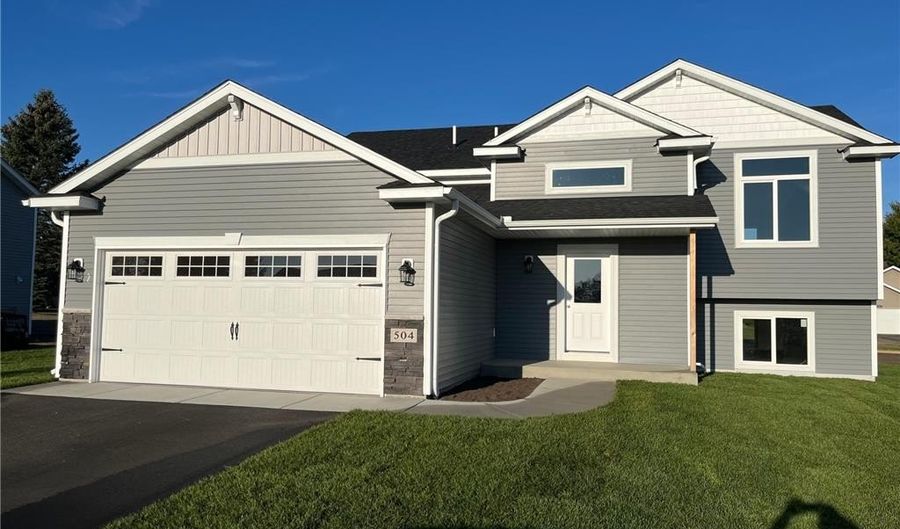 105 Collina Cir, Avon, MN 56310 - 3 Beds, 2 Bath