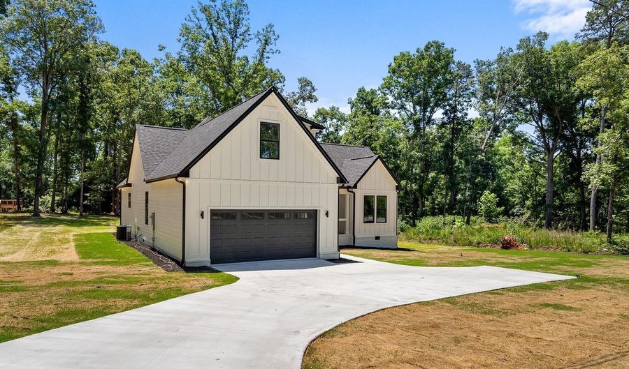 2728 N Highway 29, Anderson, SC 29621 - 4 Beds, 4 Bath