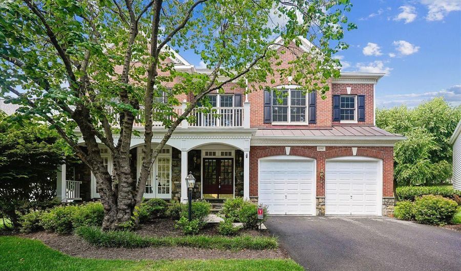 22757 PORTICO Pl, Brambleton, VA 20148 - 4 Beds, 5 Bath