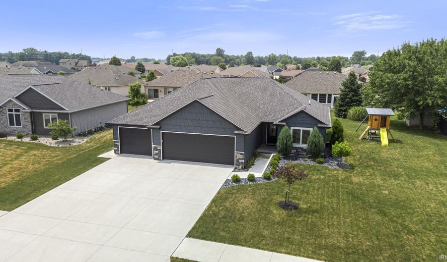 1505 Birch Run, Auburn, IN 46706 - 3 Beds, 3 Bath