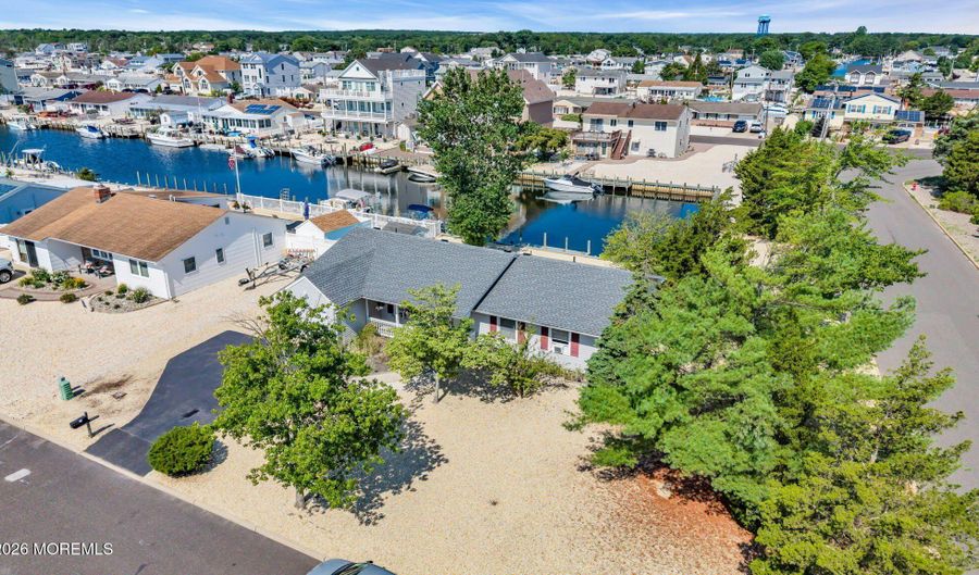 121 Stillwater Rd, Barnegat, NJ 08005 - 3 Beds, 1 Bath
