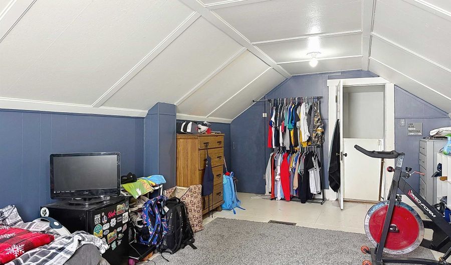 457 N Adams Ave, Buffalo, WY 82834 - 3 Beds, 1 Bath
