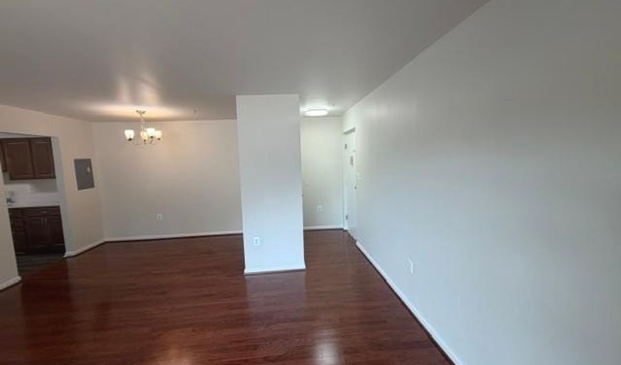 5211 NEWTON St 103, Bladensburg, MD 20710 - 3 Beds, 2 Bath