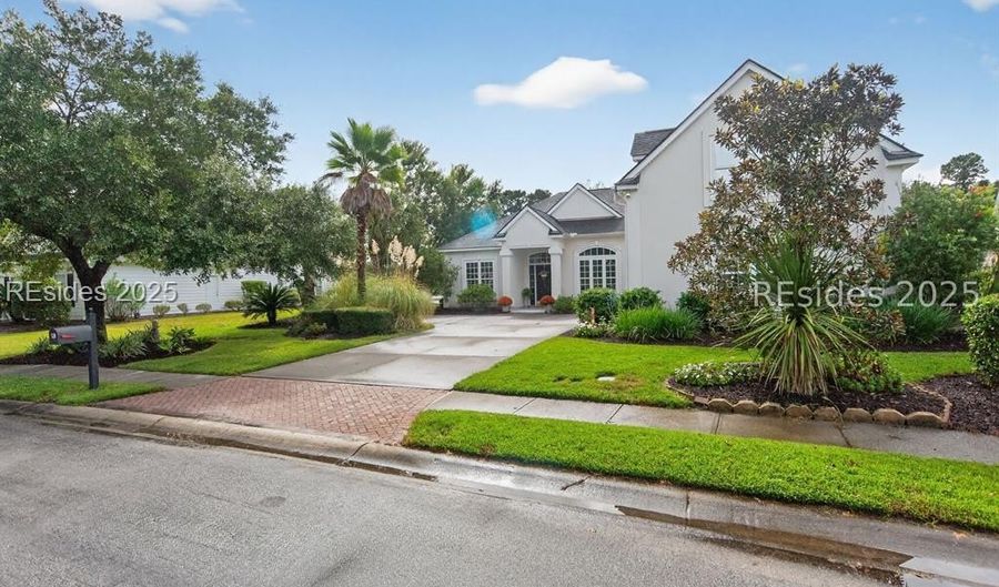 13 Gables Ln, Bluffton, SC 29910 - 5 Beds, 4 Bath