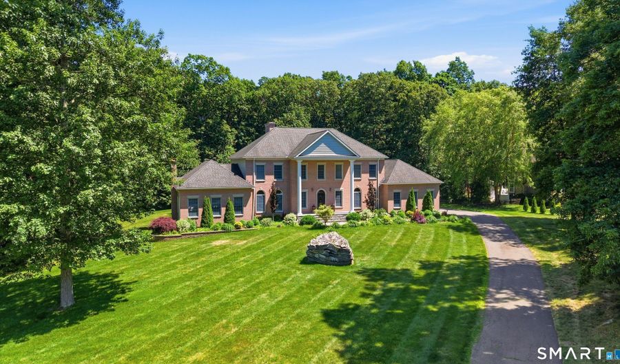 52 Country Club Rd, Bolton, CT 06043 - 5 Beds, 5 Bath