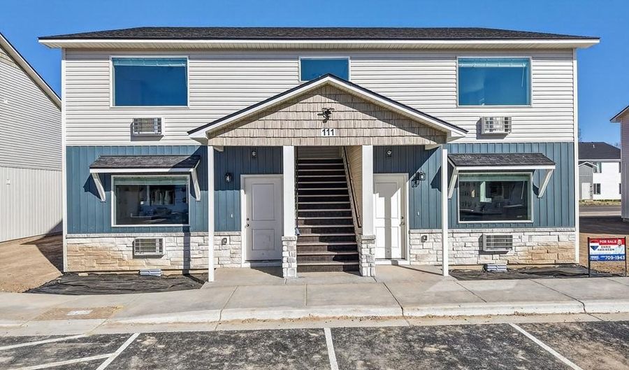 5405 Park Lawn Dr #103, Chubbuck, ID 83202 - 12 Beds, 4 Bath