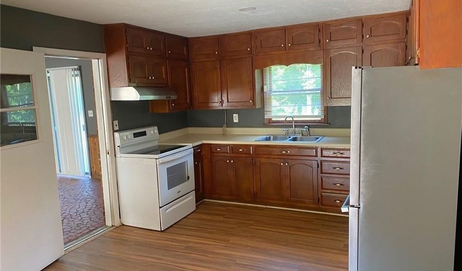 6991 Richard Ln, Austell, GA 30168 - 3 Beds, 2 Bath
