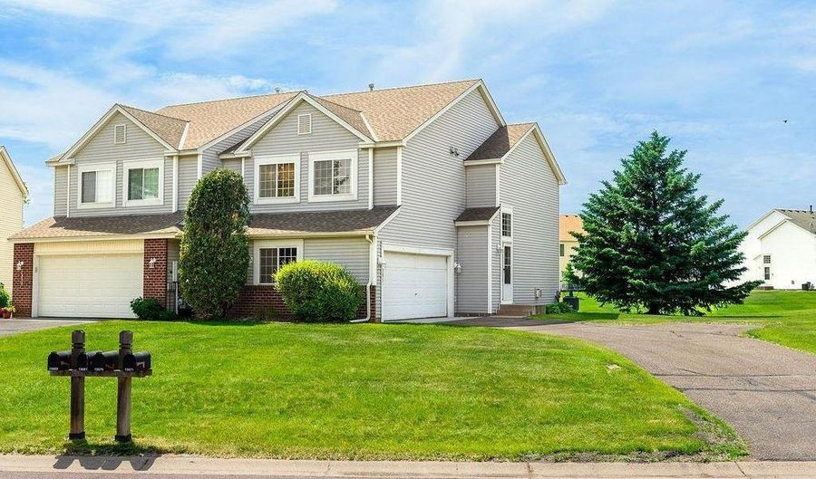 15671 Finch Ave, Apple Valley, MN 55124 - 2 Beds, 3 Bath