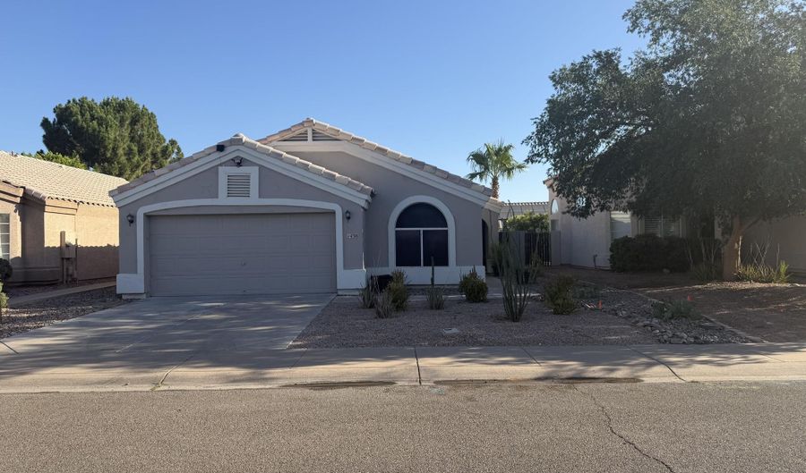 1438 E CINDY St, Chandler, AZ 85225 - 3 Beds, 2 Bath