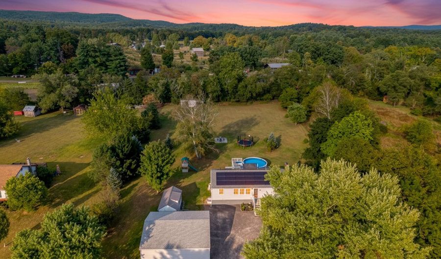 270 Mettacahonts Rd, Accord, NY 12404 - 3 Beds, 3 Bath