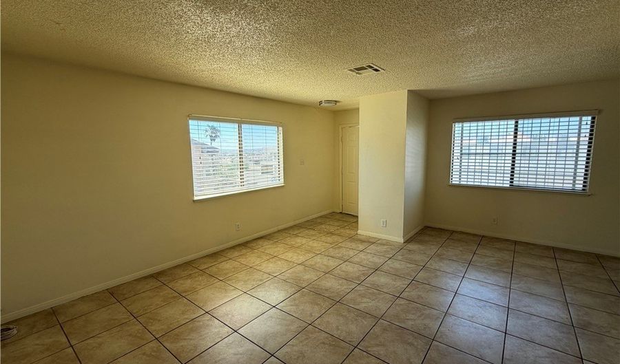 6941 Appleton Dr D, Las Vegas, NV 89156 - 2 Beds, 2 Bath