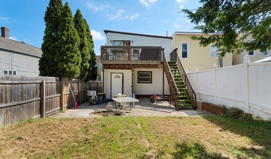 85 HOBART Ave, Bayonne, NJ 07002 - 7 Beds, 3 Bath