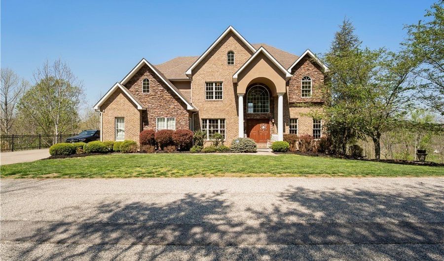 197 Saint Andrews Dr, Barboursville, WV 25504 - 6 Beds, 6 Bath