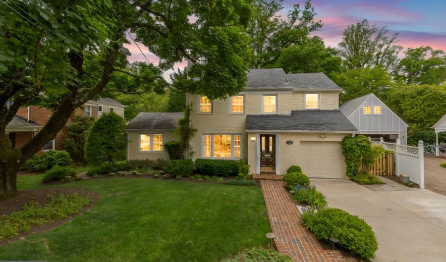 7822 MOORLAND Ln, Bethesda, MD 20814 - 4 Beds, 4 Bath