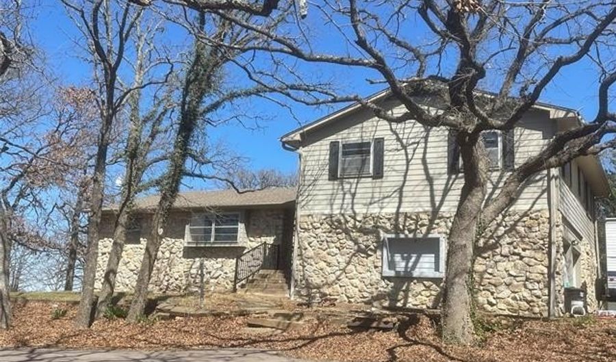 11684 Hwy 11 Hwy, Barnsdall, OK 74002 - 3 Beds, 3 Bath