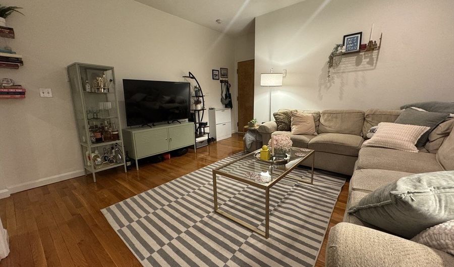 342 N Street 2B, Boston, MA 02113 - 1 Beds, 1 Bath