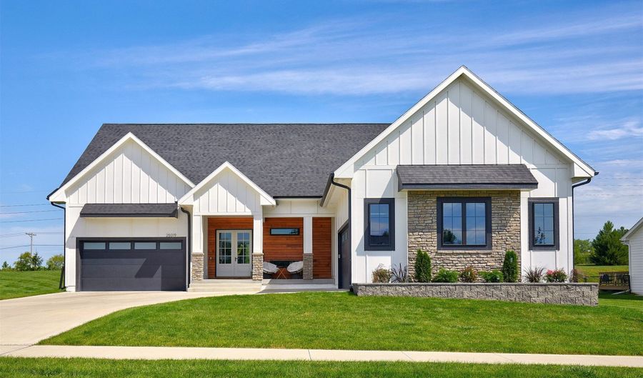 25019 Eagle Vista Dr, Adel, IA 50003 - 6 Beds, 7 Bath