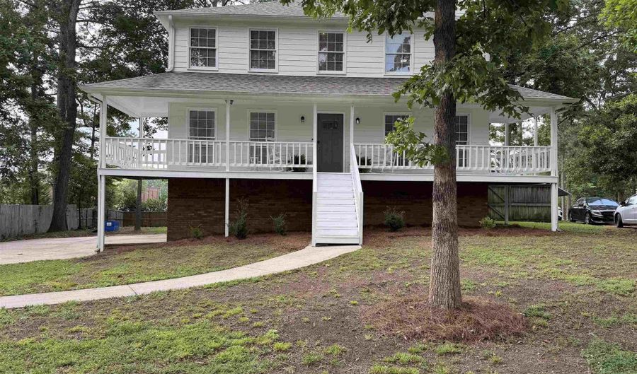 937 5TH Ave, Alabaster, AL 35007 - 3 Beds, 3 Bath