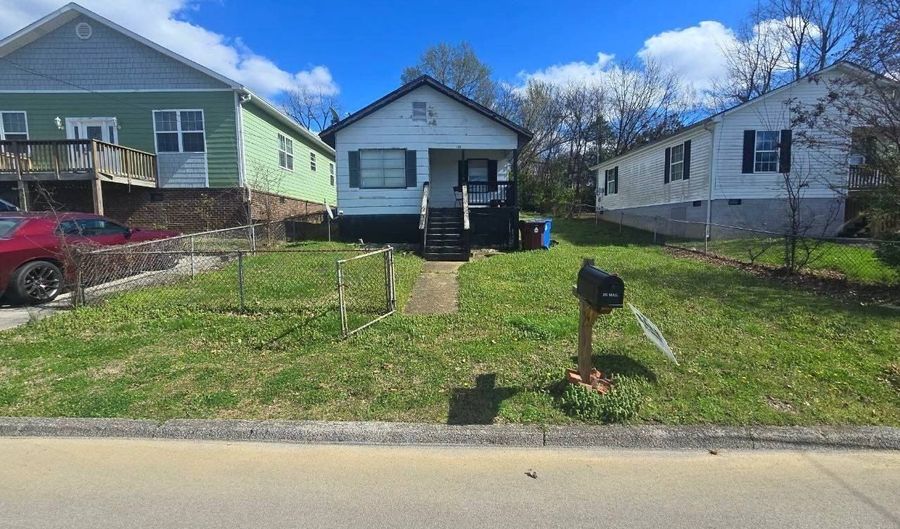 160 Bessie Harvey Ave, Alcoa, TN 37701 - 2 Beds, 1 Bath