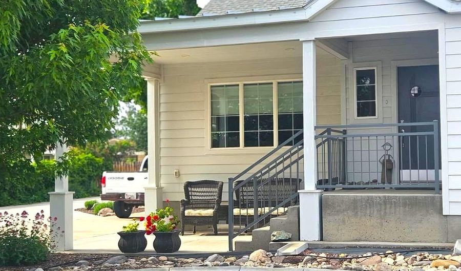 135 E 200 N, Beaver, UT 84713 - 5 Beds, 3 Bath
