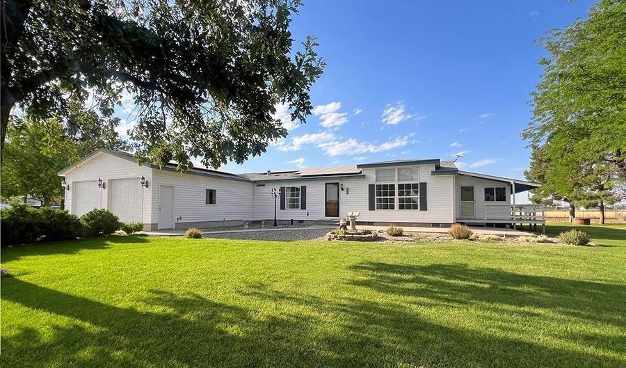 484 W 245 N, Blackfoot, ID 83221 - 4 Beds, 2 Bath