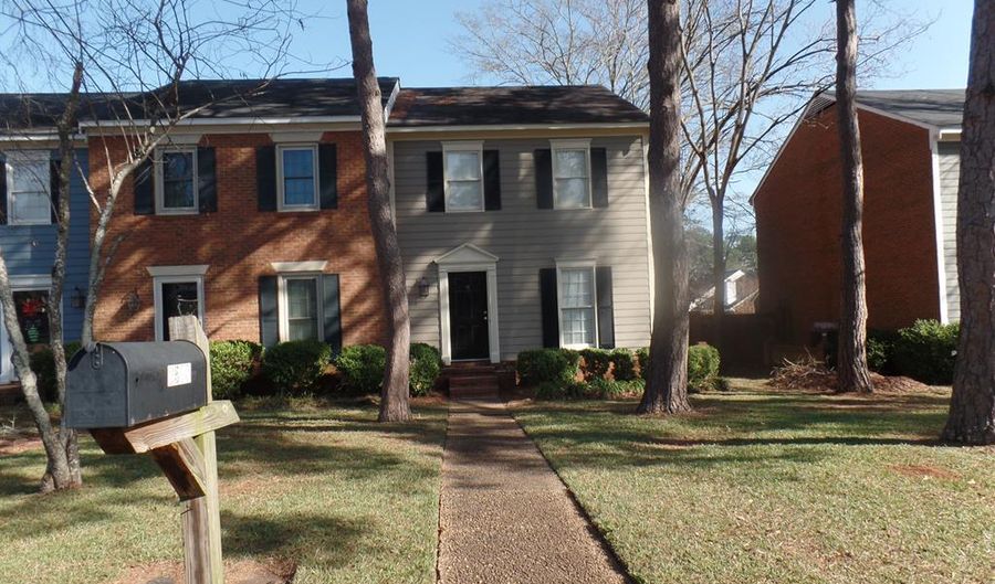 2508 Elton St, Albany, GA 31707 - 2 Beds, 3 Bath