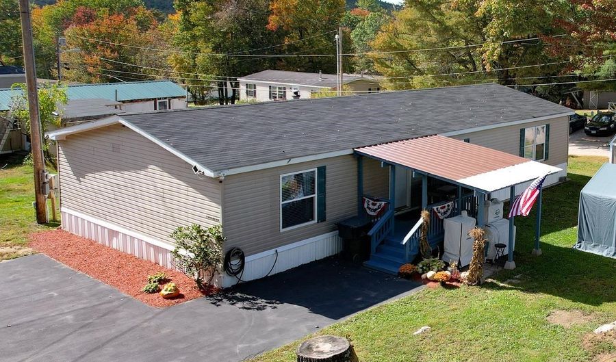 22 Woodlawn Dr, Allenstown, NH 03275 - 3 Beds, 2 Bath