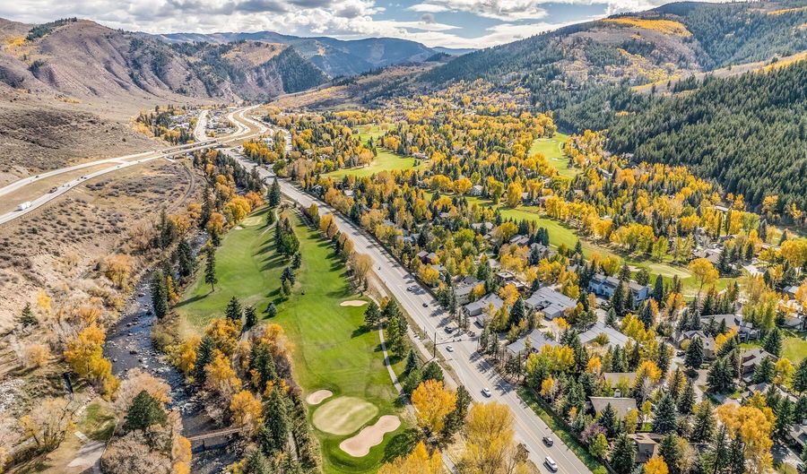 790 Stone Creek Dr 4, Avon, CO 81620 - 3 Beds, 2 Bath