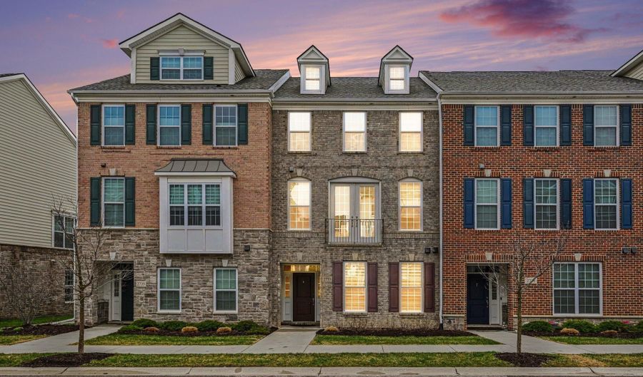 2733 S Spurway Dr, Ann Arbor, MI 48105 - 3 Beds, 3 Bath